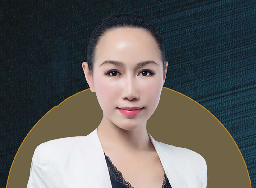易小丽.jpg